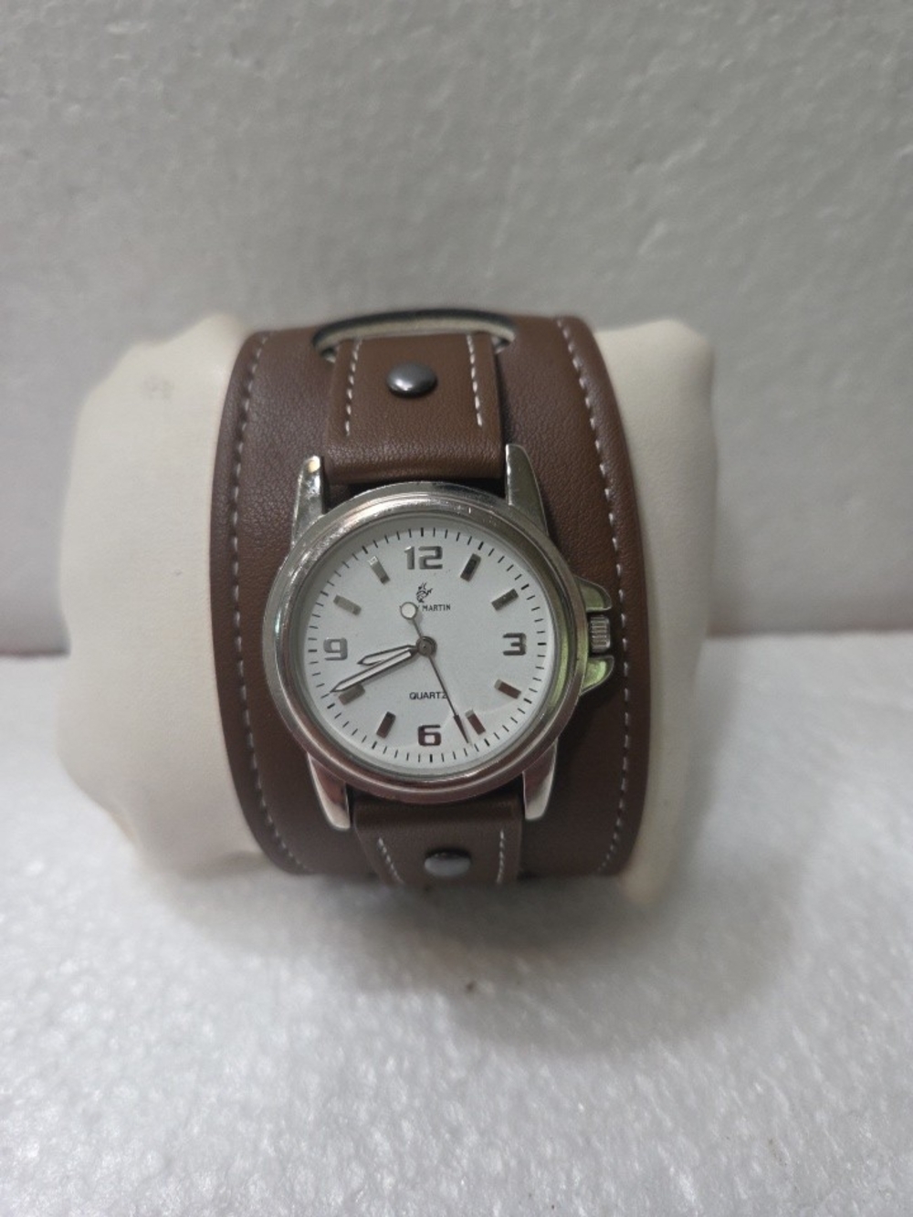 REMY MARTIN Quartz UNISEX Leather Cuff Watch - Brown